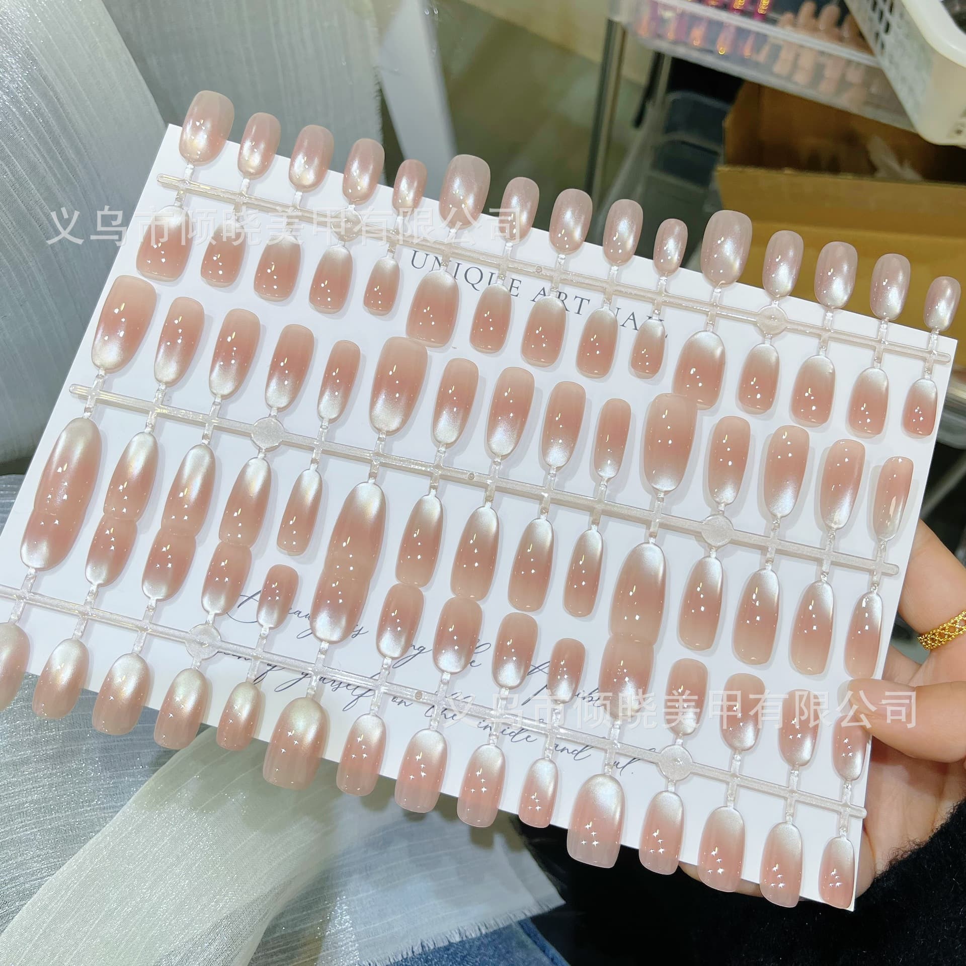 Glass Bead Cat Eye Wearable Wholesale Pre-made Press-on Nails Blush Nail Small Lightbulb Nail Tips 156 White Cat Eye Dewdrop
