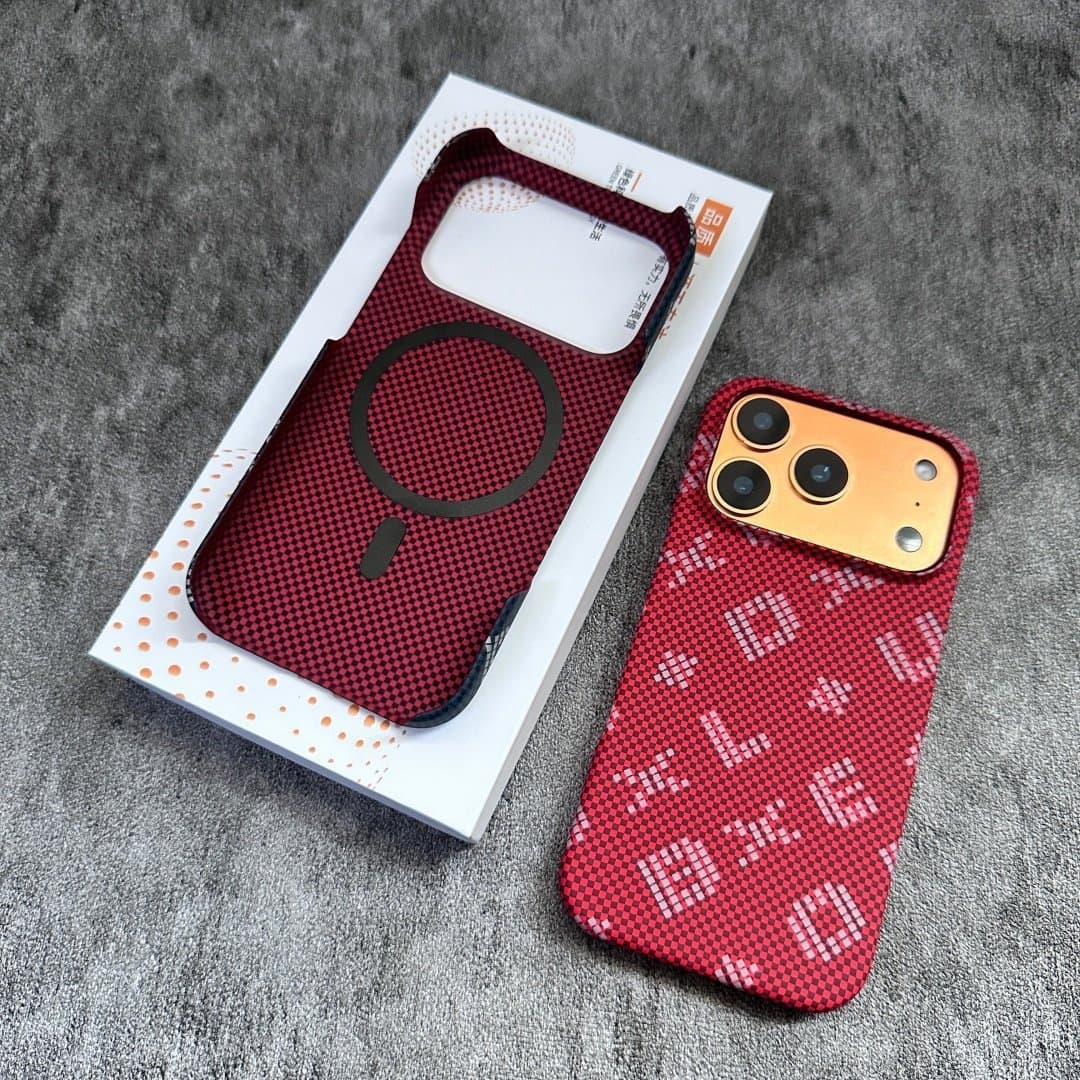 Kevlar Skin-Feel Case for iPhone 17 Pro Max Semi-Wrapped Magnetic Phone Case Apple 16 Lightweight Protective Cover 15