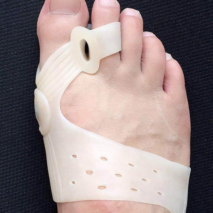 (Product) New improved magnetic bunion toe separators