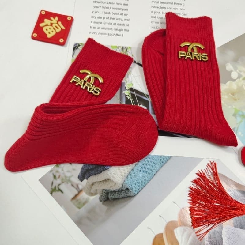 Red Festive Hand-Sewn Women's Socks Winter Warm Fashion Wedding High Aesthetic Value Essential for the Year of the Rabbit