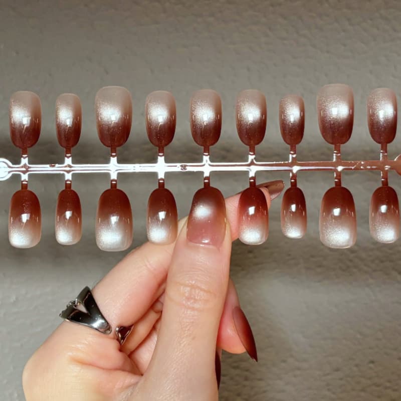 New Year Nail Art High-End American Hot Girl Short Nail Tips Maillard Brown Cat Eye Sparkle Glass Bead Wearable Nails