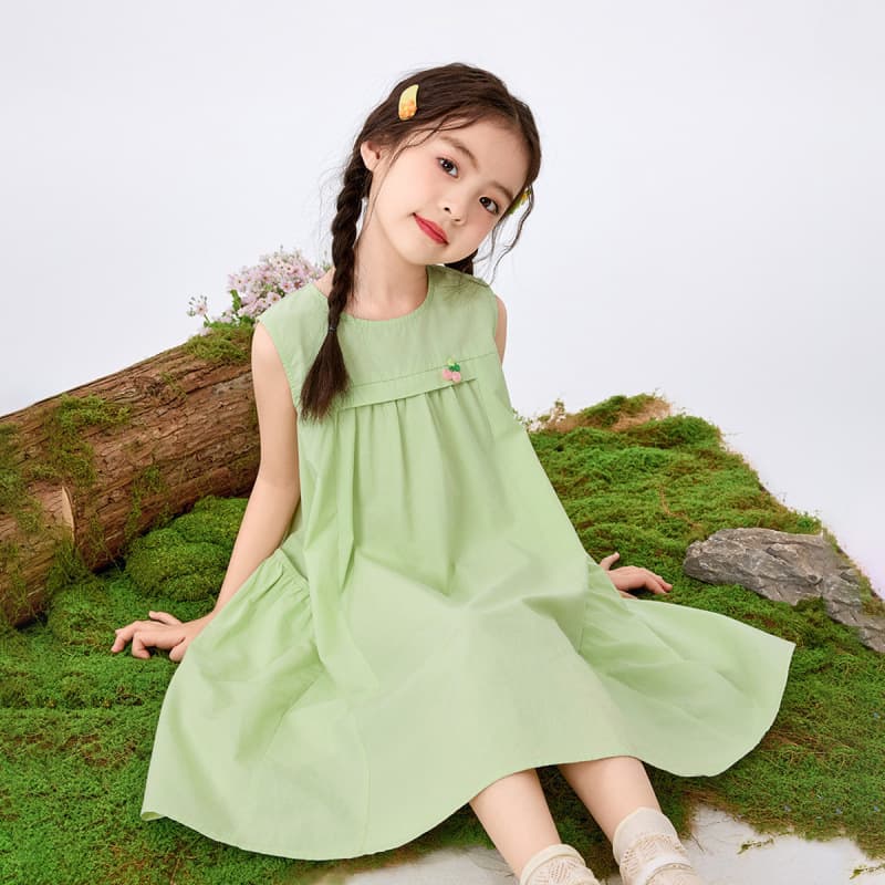 Girls Sleeveless Pure Cotton Summer Dress Fashionable 2025 New Princess Children Middle Big Kids Small Cherry Long Dress