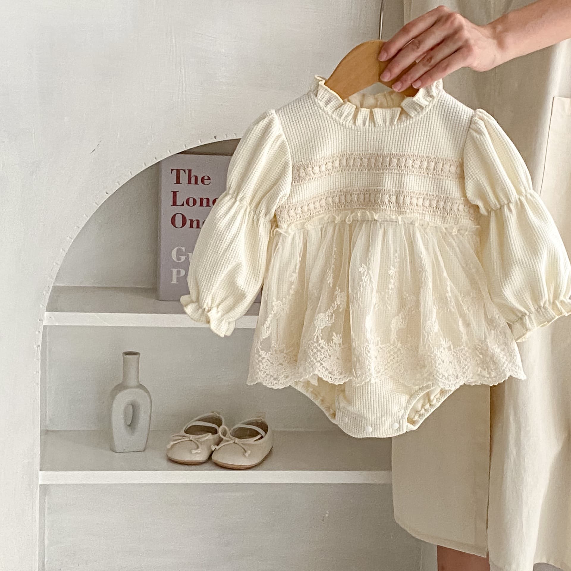 INS 2026 Autumn Infant and Toddler Girl Waffle Lace Small Skirt Long Sleeve Harness Skirt Cover-up Jumpsuit
