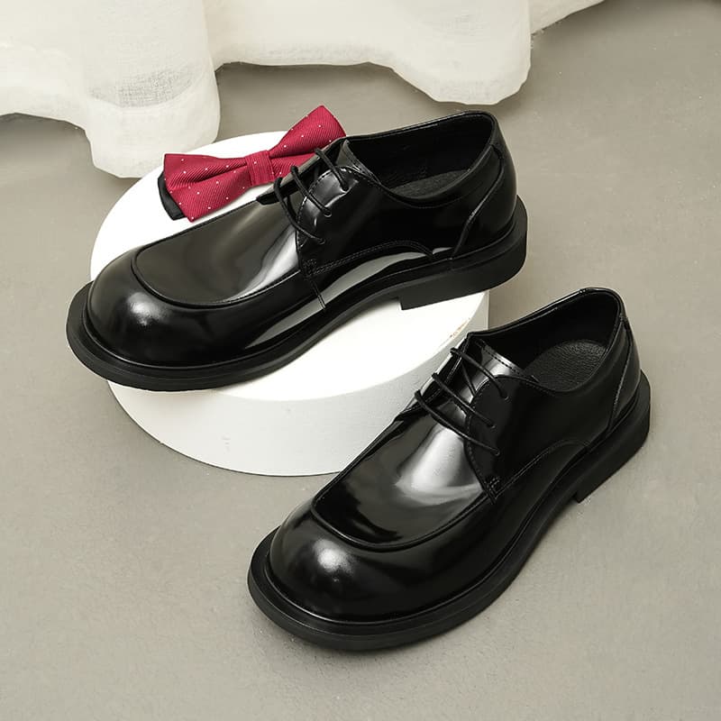 [Big Sale] Men's leather shoes with fat feet and wide feet, genuine leather, high-end patent leather, glossy big-toe business casual shoes