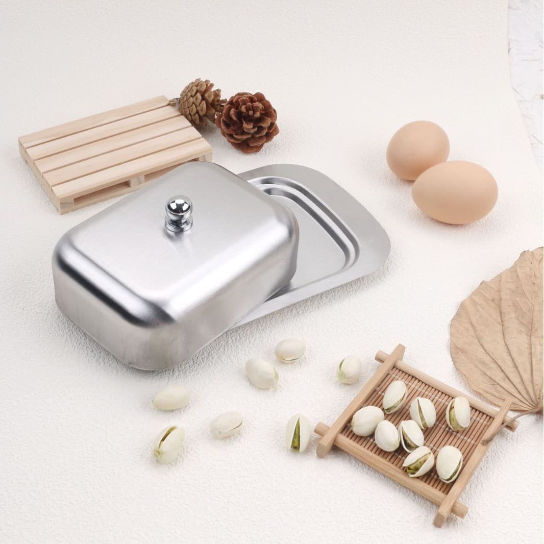 Cross-border stainless steel butter box, European-style Western food cheese box, thickened butter box, food-grade bread box, pastry plate