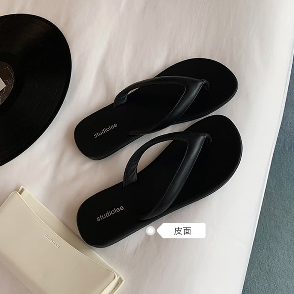 2025 Summer New Minimalist Toe-Post Sandals Beach Vacation Stylish Contrast Color Versatile Flip-Flops for Women Outdoor Wear