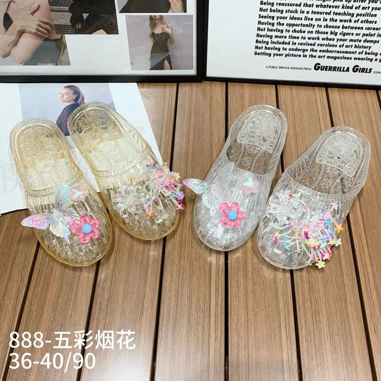 Korean jelly shoes women's slippers Korean fashion outer wear Baotou flat Baotou shoes transparent shoes flower accessories beach shoes