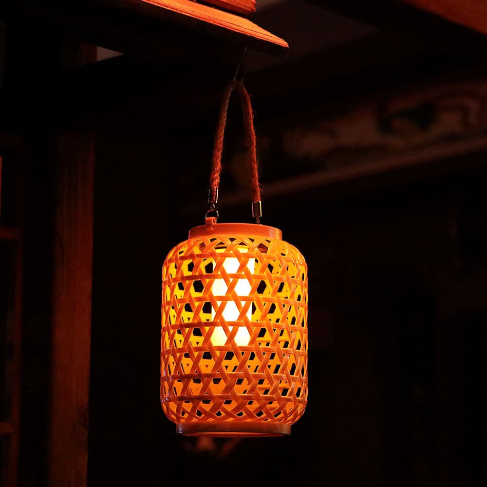 Solar Chinese-Style Bamboo-Woven Lantern Spring Festival Decoration Rattan Lantern Balcony Garden Outdoor Hanging Light Wholesale