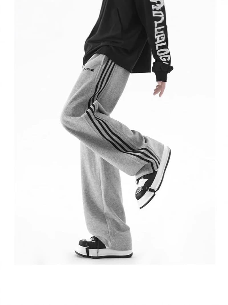 Spring and Autumn Men's Loose Straight Leg Casual Long Pants with Stripes, Trendy School Style Sweatpants
