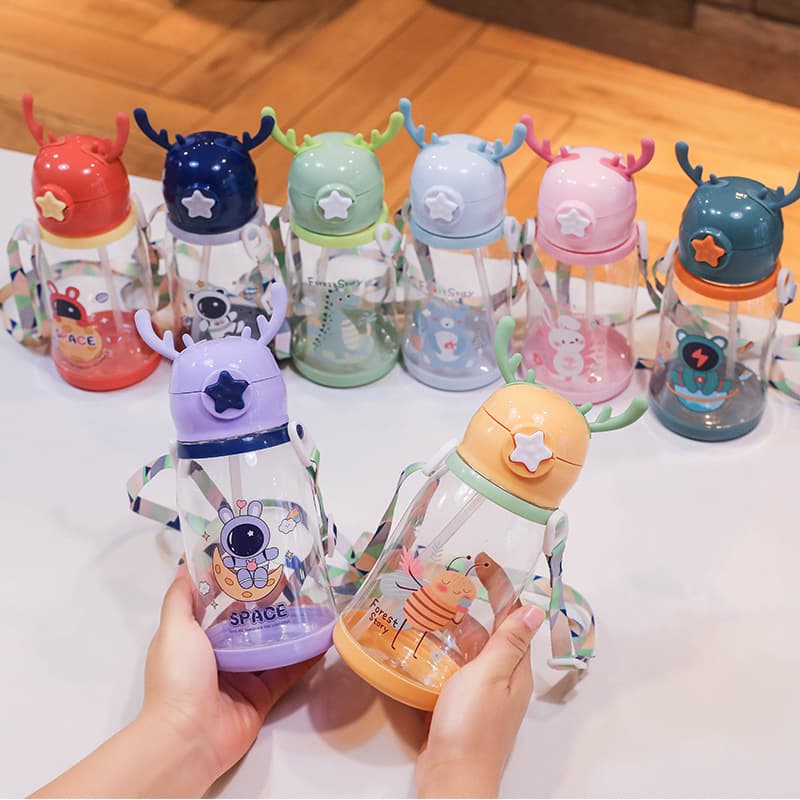 New Trendy Cartoon Water Cup, Children's Large Capacity Antler Plastic Cup, Student Gift Straw Cup Wholesale