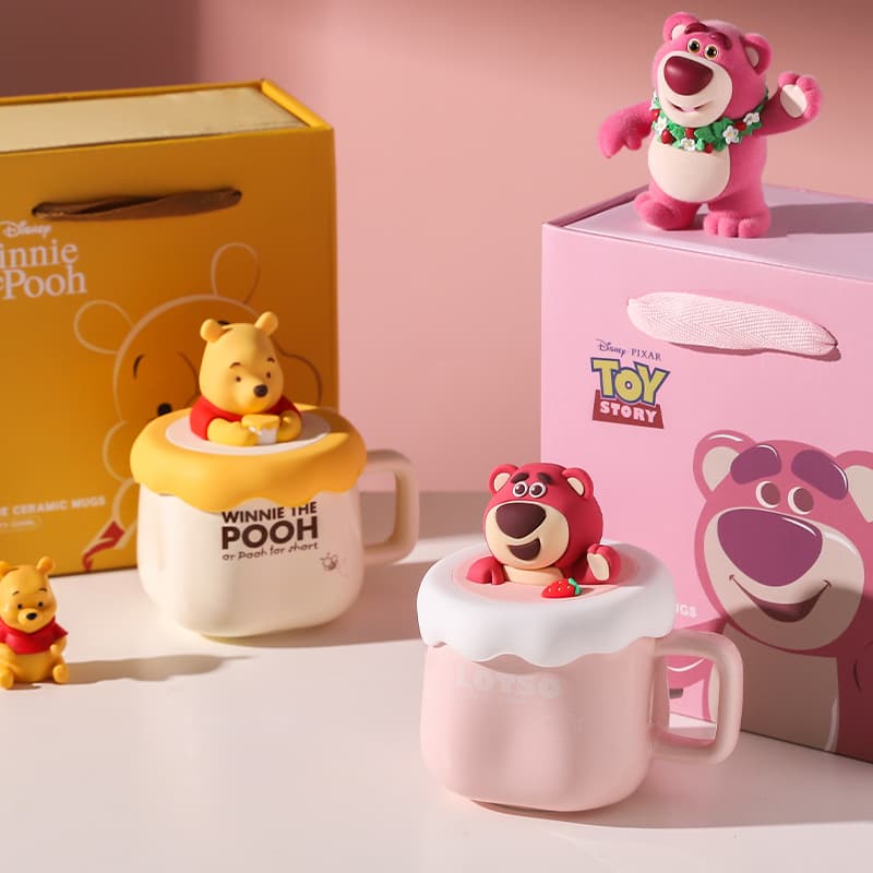 Disney Strawberry Bear Ceramic Mug Set Gift Box Souvenir High Appearance Level Mug with Lid Couple Cup