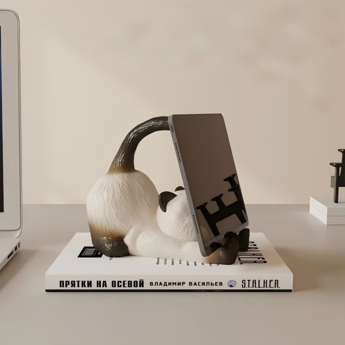 Phone Stand Desktop Siamese Cat Tablet Stand Creative Decoration Office Desktop Ornament Cute Gift