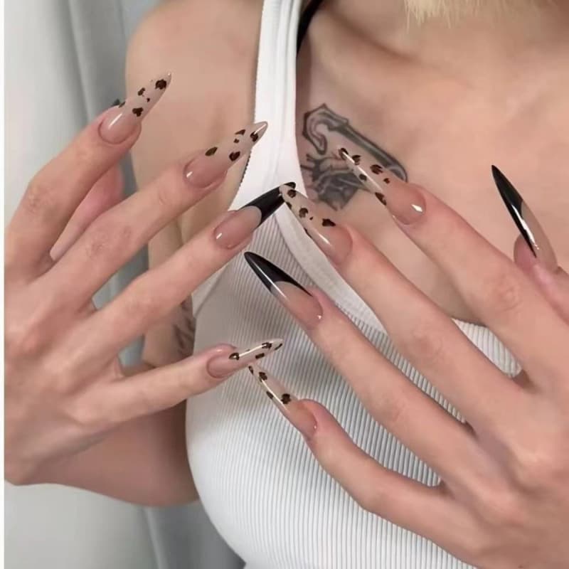 Retro Leopard Print French Spicy Girl Style Nail Art, Fair Skin Tone Student Nails and Nail Patches, Handmade Wearable Nails, Sweet and Sophisticated