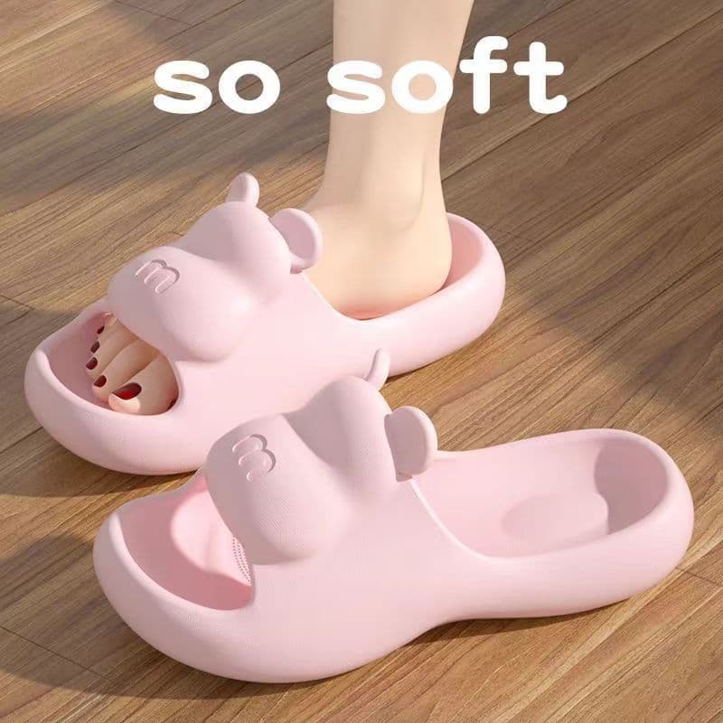 2025 New Bear 3D Non-Slip Couple Bathroom Slippers Wholesale Summer Slippers for Women with Poop Feeling