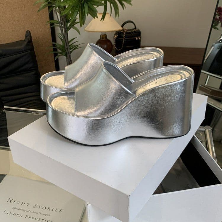 Thick Sole Slippers 2025 Summer Comfortable Casual Fashion Outdoor Sandals Platform Peep Toe Open Toe Height Increasing Commuter Women's Shoes