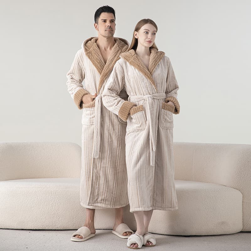Long Double-Sided Velvet Thickened Robe with Hood for Men and Women, Warm and Comfortable Home Wear for Winter and Autumn, Seasonal Couples Pajama
