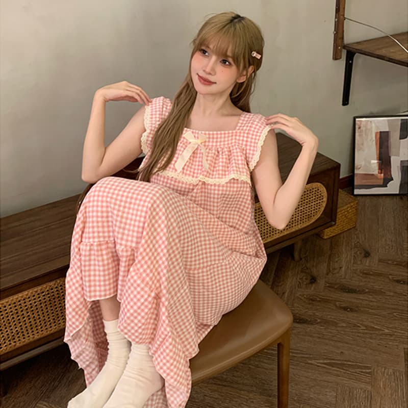 Nightgown with detachable breast pad, summer thin cloud cotton edge plaid vest dress for girls, loose pajamas, home dress