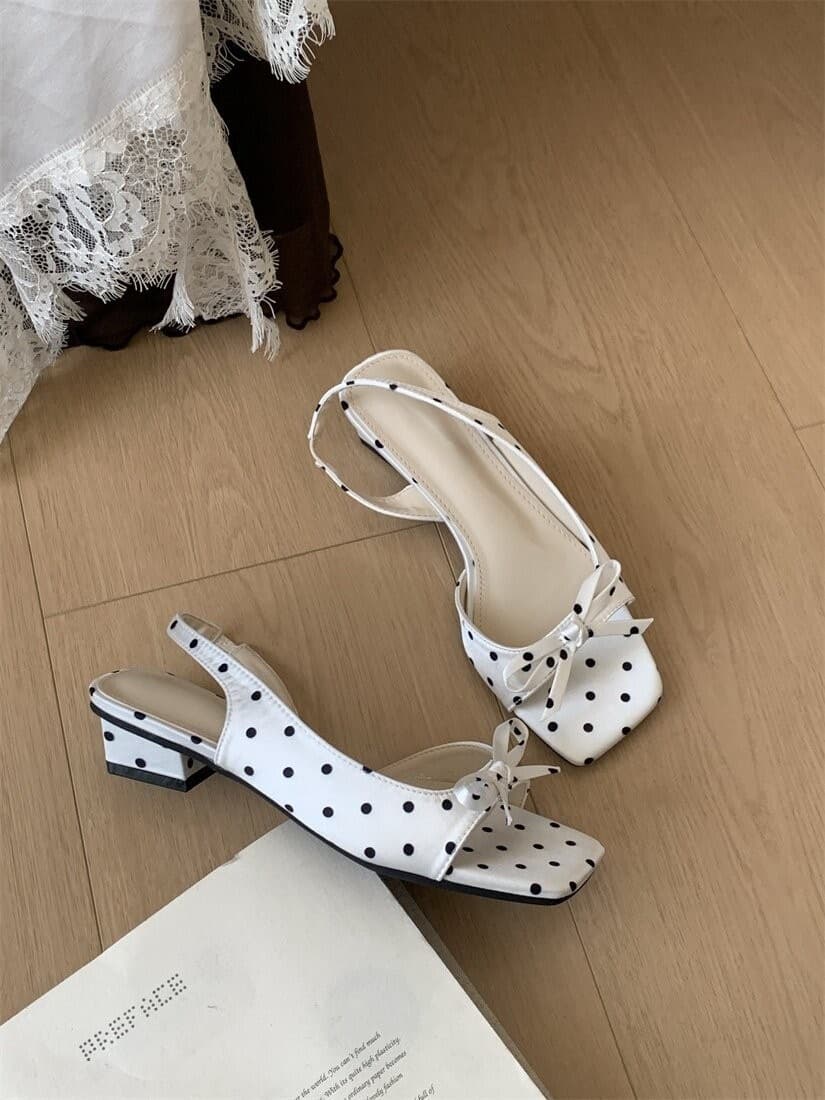 Chuyuji Fairy Style Flat Sandals for Women Summer 2026 New Non-Slip Open Toe Sweet Style Ladies Student Shoes