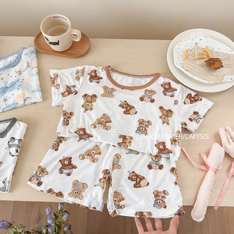 Summer Kids Cartoon Short-Sleeve Homewear Set, Modal Antibacterial 5-Point Sleepwear Pajama Set for Older Children, Air Conditioning Wear