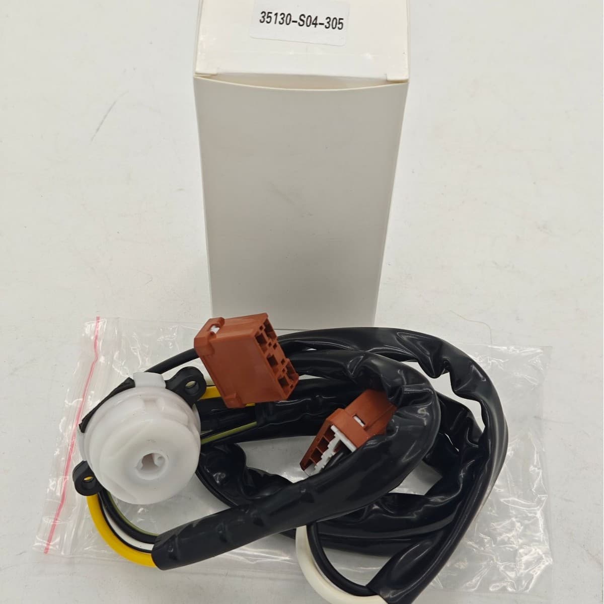 Compatible with 1998-2000 Honda Civic 1.6L Electronic Ignition Switch 35130-S04-305
