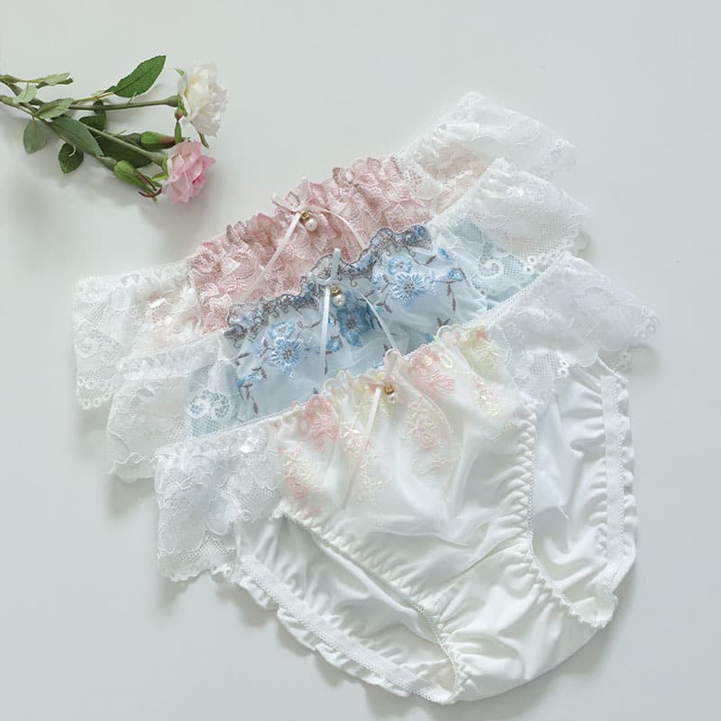 New Women's Cotton Mid-Rise Embroidered Sexy Breathable Panties Japanese-Style Triangle Shorts from Factory Source