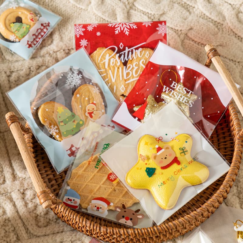 Transparent cute cartoon snowflake pastry packaging bag self-adhesive ziplock bag baking cookies individual small packaging bag