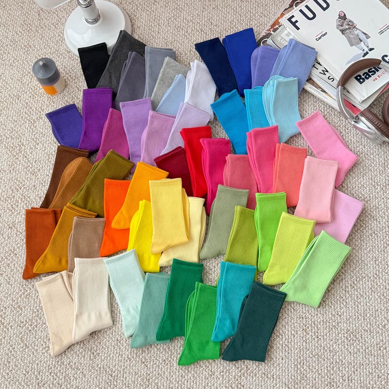 Colorful Women's Long Socks, Four-Season Style, Ins Trendy Candy Color Macaron Mid-Calf Socks, Student Sports Cotton Socks