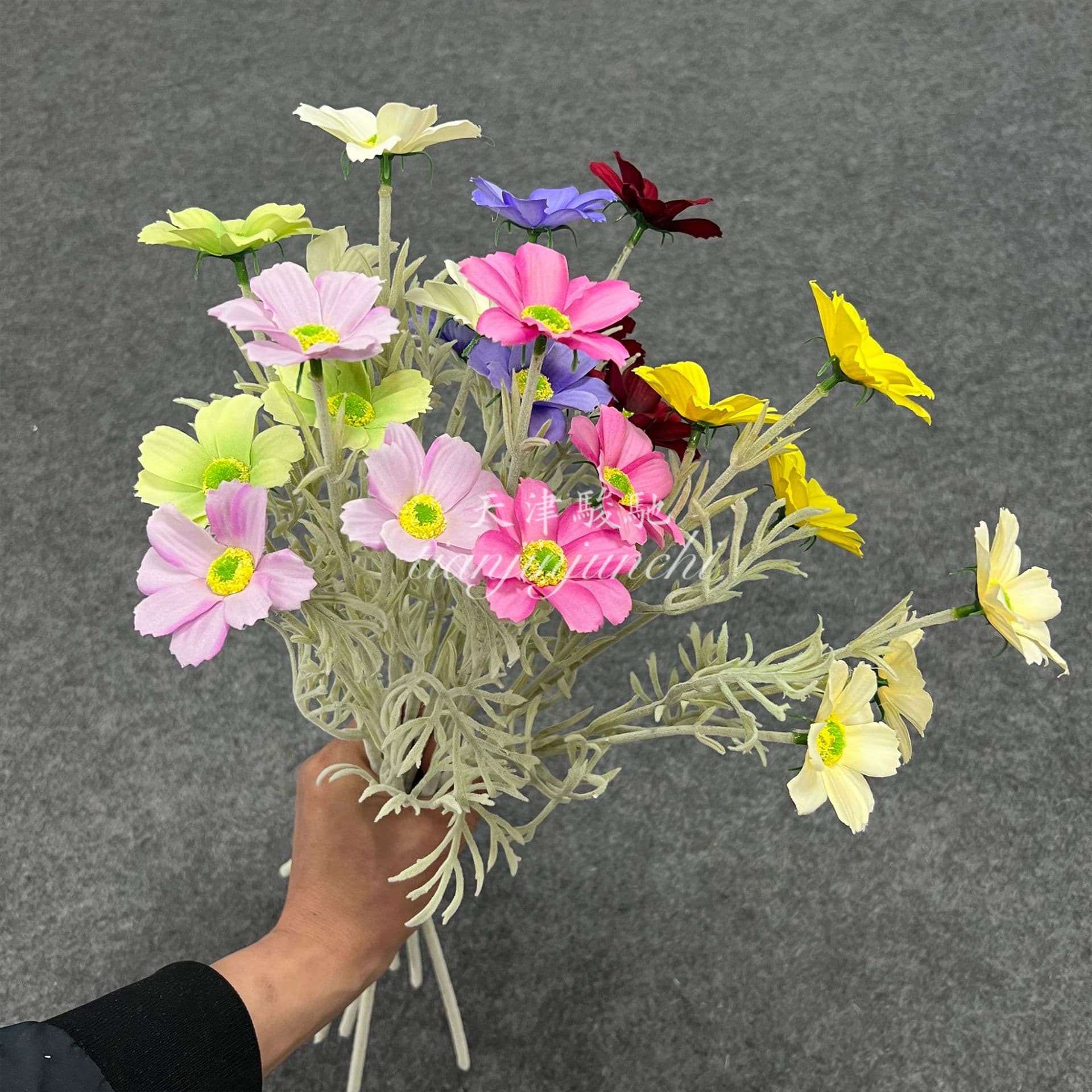 Simulated Flocked Cosmos Flower Ins Style Persian Daisy Artificial Flowers Small Wildflowers Home Soft Decoration Arrangement Silk Flower Decor