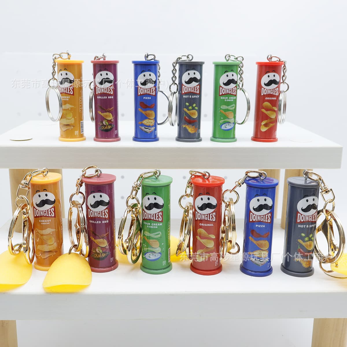Mini Pringles Potato Chip Can Keychain, Contents for Doll Vending Machines and Gashapon Machines, Customizable with Patterns and Logos