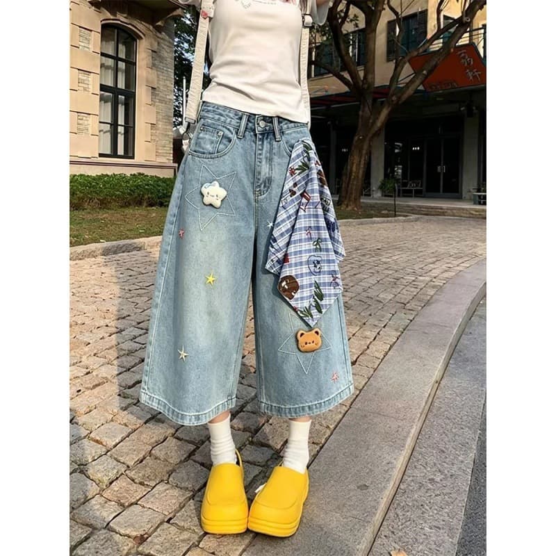 [Han Niu] American fun star embroidered three-quarter jeans for women, versatile and removable square scarf, wide-leg shorts, trendy