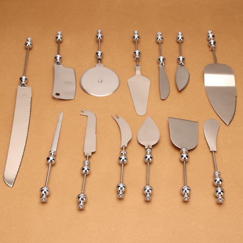 Beaded pizza spatula, bread knife, butter knife, stainless steel cheese scimitar, dinner knife, serrated DIY new tableware