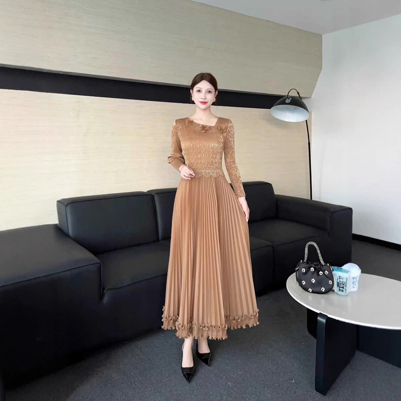 Plus Size Dress for Cross-Border Europe and Africa Fashion Gold Foil Pleated French Ruffle Floral Elegant Long Dress
