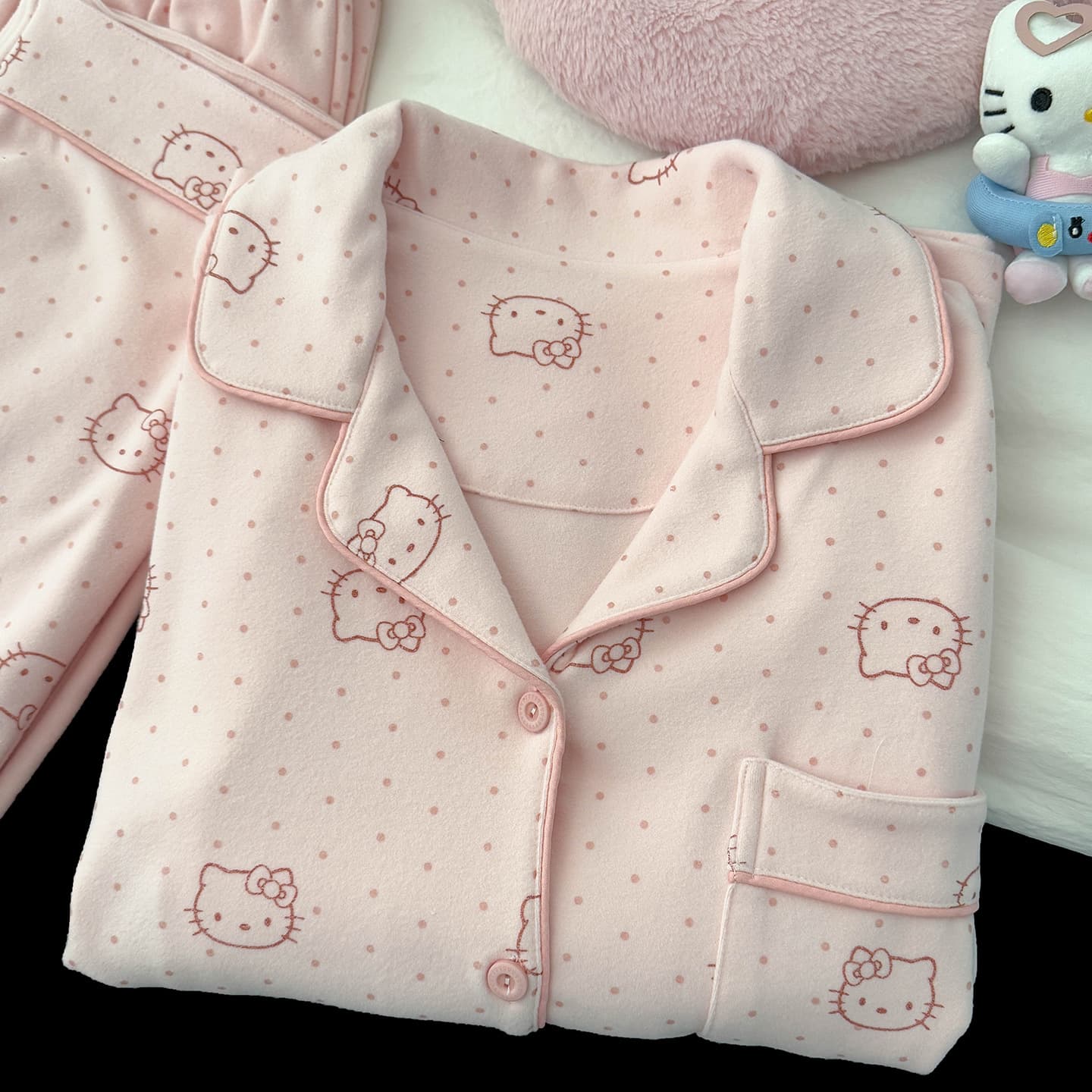 Hello Kitty Pajama Set for Women Autumn/Winter 2025 New Coral Fleece Brushed Velvet Thermal Lined Thickened Loungewear