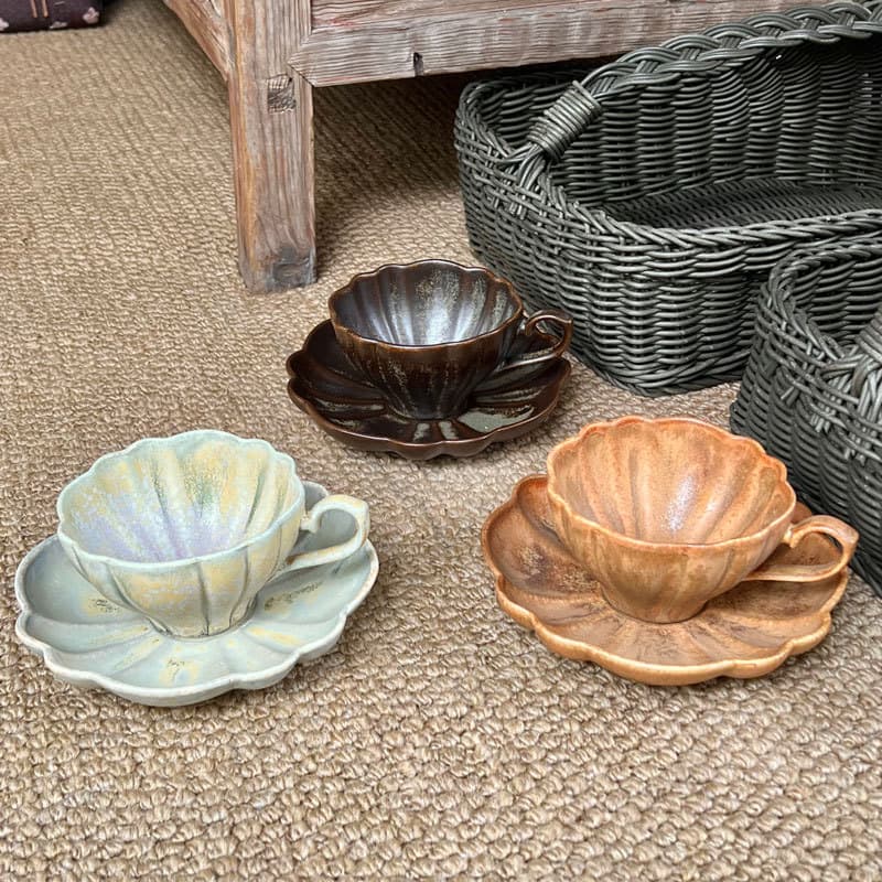 Handmade Coarse Pottery Kiln-Transmuted Coffee Cup and Saucer Petal Ceramic Mug Retro Drinking Cup Restaurant Souvenir Wholesale