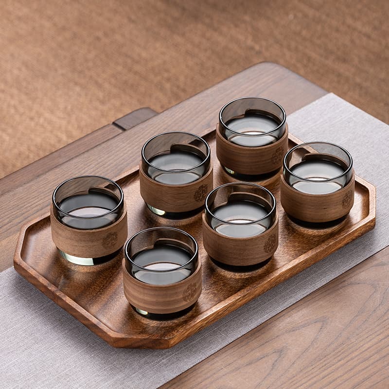 Glass Tea Cup with Walnut Wood Anti-Scalding Handle, Single Cup Master Cup, Japanese-Style Kung Fu Tea Set, Household Tea Drinking Cup, Water Cup
