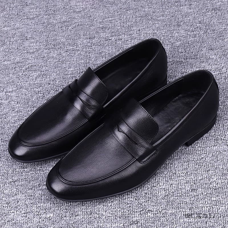 New Spring/Summer Fashionable and Versatile Loafers, Slip-on, Hollowed-out, Casual, Stylish Men's Leather Shoes, Breathable Dad Shoes