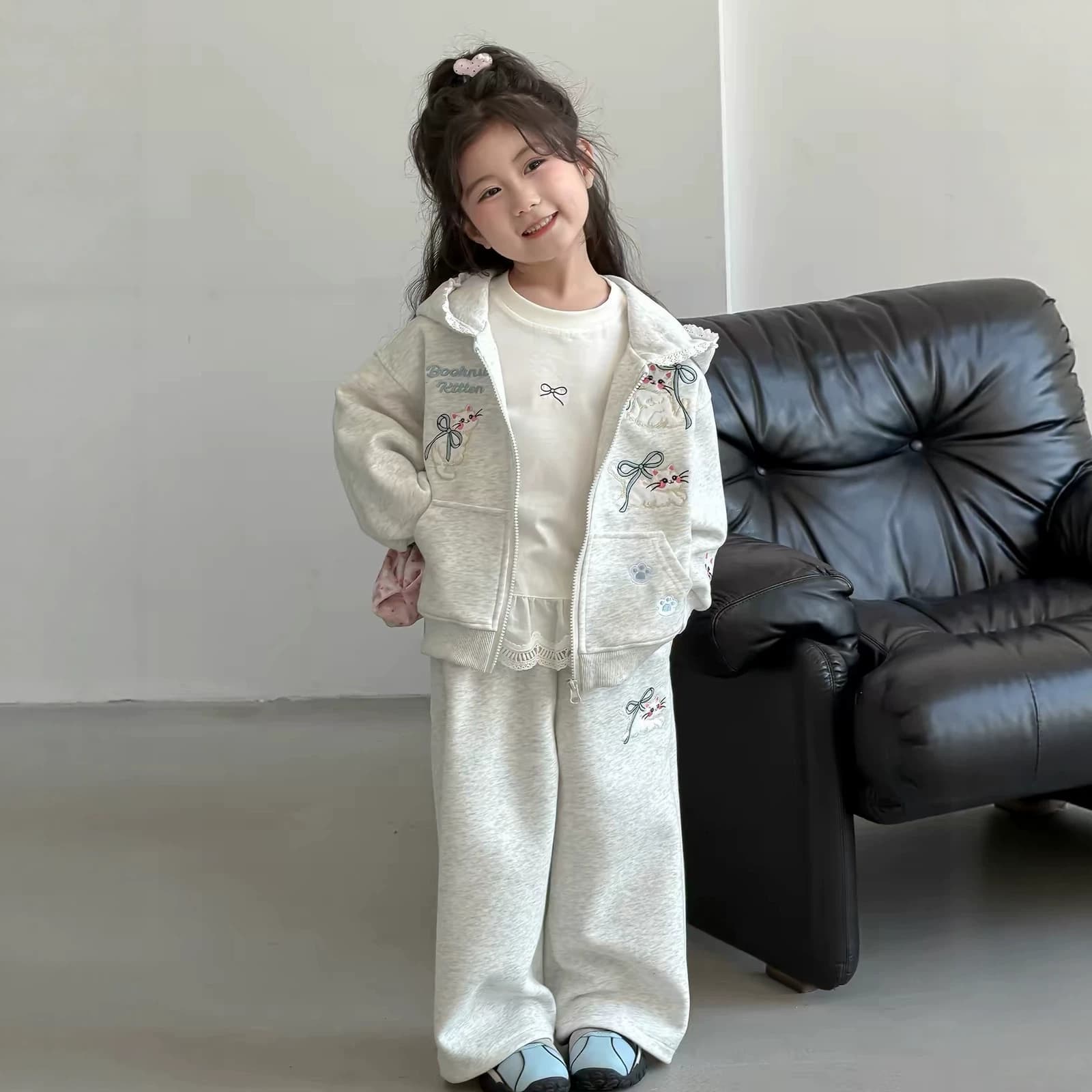 Girls Spring Sports Suit 2026 Spring and Autumn New Children's Korean Style Jacket Two-piece Set of Girls' Clothes