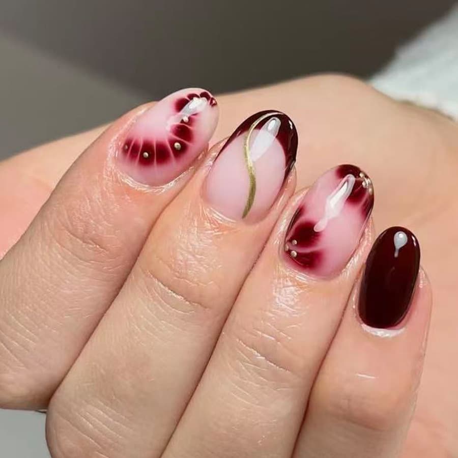 Short Glossy Oval Nails European American Cross-Border Export Autumn Winter Wine Red French Line Flower Press-On Nails 24 Pieces