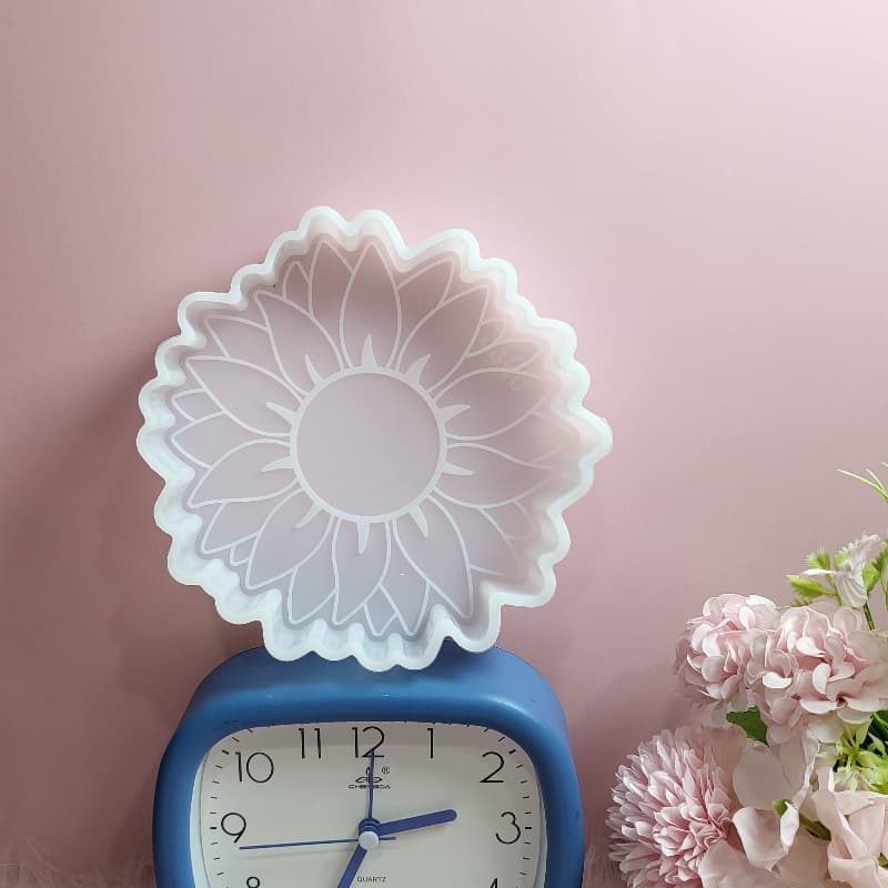 Sunflower Car Aroma Epoxy Resin Ornament Mold DIY Plaster Aroma Candle Diffuser Stone Car Aroma Silicone Mold