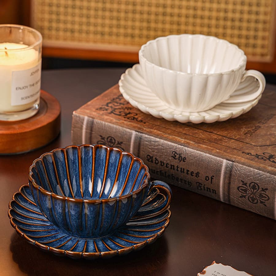 Vintage Kiln-Change Blue and White Chrysanthemum Ceramic Coffee Cup and Saucer, Exquisite Office Afternoon Tea Latte Cup and Saucer