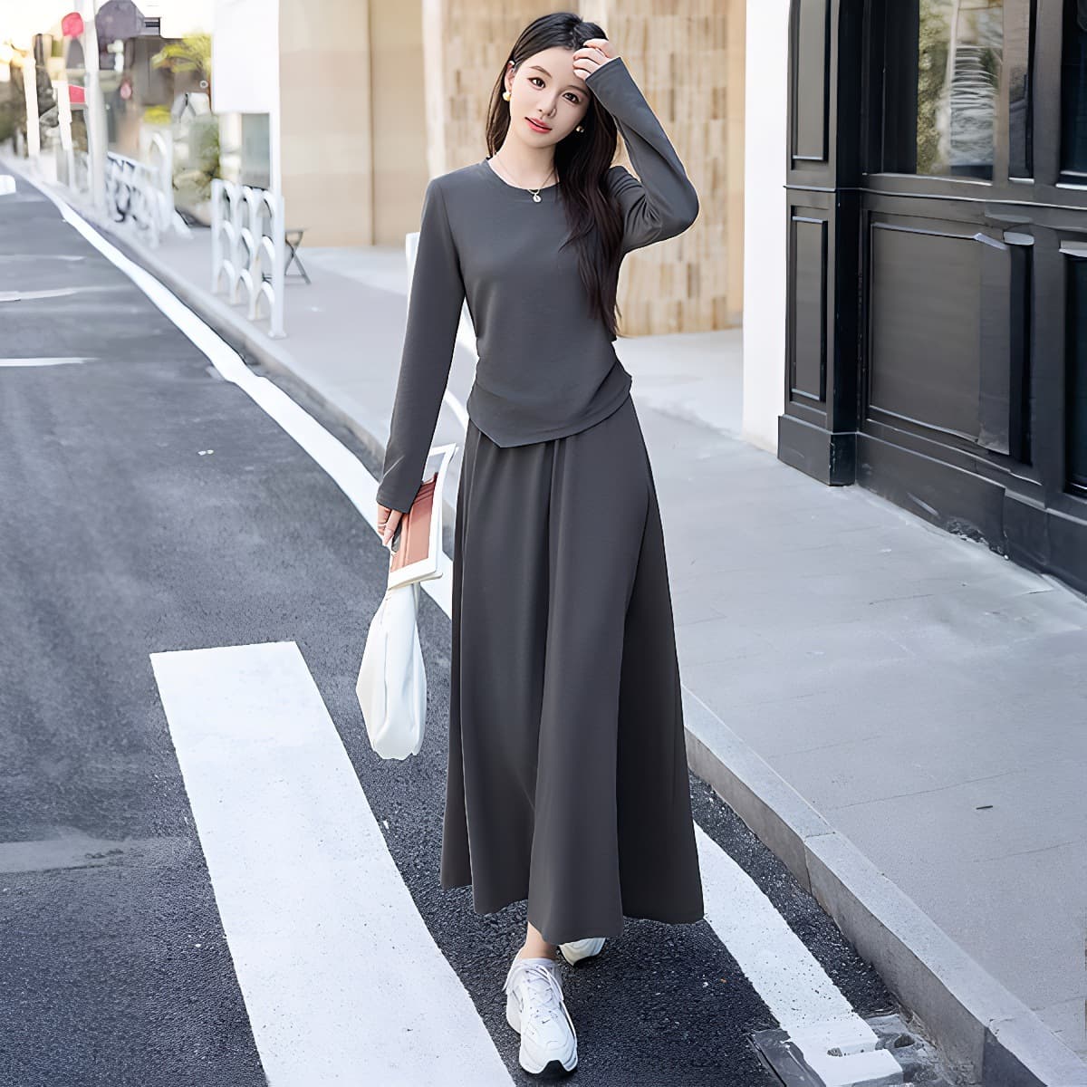 Early Autumn Long-Sleeve French Casual Skirt Set for Women, New Stylish Waist-Slimming Light Luxury Fashion Two-Piece Set