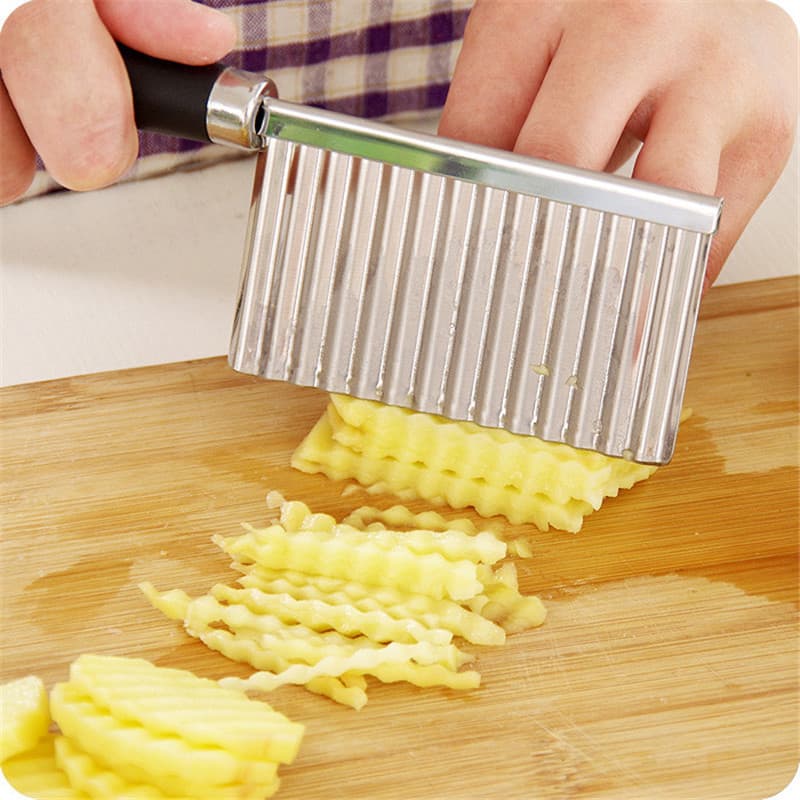 Potato Wavy Knife Multifunctional Wolf Tooth French Fry Cutter Home Deep Groove Thickened Potato Decorative Vegetable Cutter