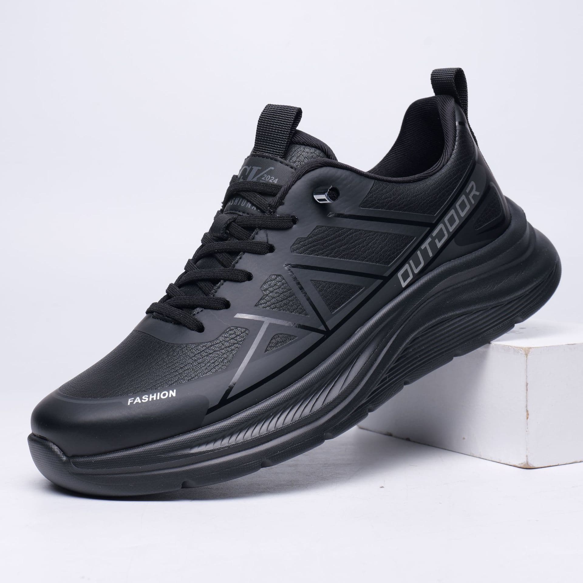 Men's Leather Casual Shoes, Autumn and Winter Shoes, Slip-resistant, Warm, Outdoor Casual Shoes, Running and Sports Shoes
