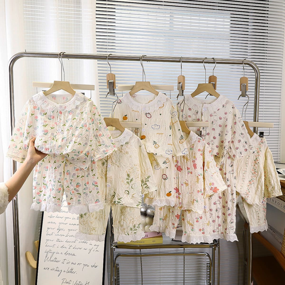 Girls' Pajamas, Children's Spring, Autumn and Summer Long-Sleeved Thin Home Wear, Baby Girl's Time Cotton Korean Style Air Conditioning Clothing Set