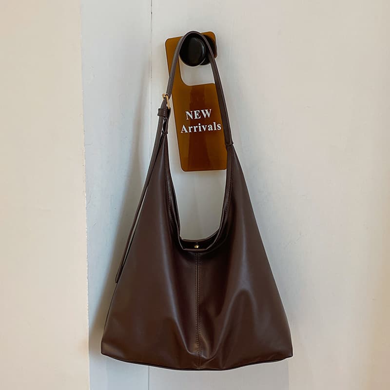 Large capacity bag, 2025 new style, high-end fashion shoulder bag, simple retro commuter tote bag, textured tote.