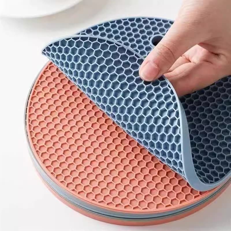 Silicone Heat Insulation Pad Tabletop Anti-Scald Household Heating Coaster Table Mat Insulated Cup Mat Placemat Casserole Mat High Temperature Resistant