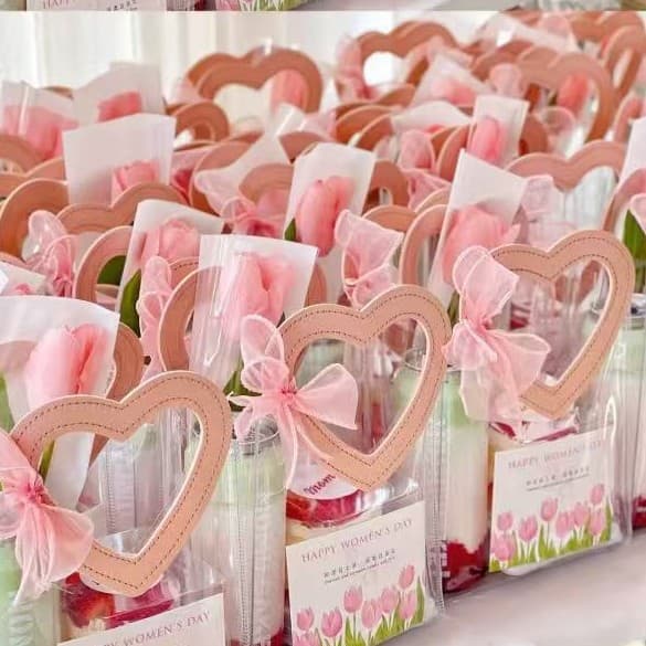 Factory Wholesale PVC Handle Bags Custom Birthday Party Children's Day Gift Bags Wedding Return Gift Candy Bags