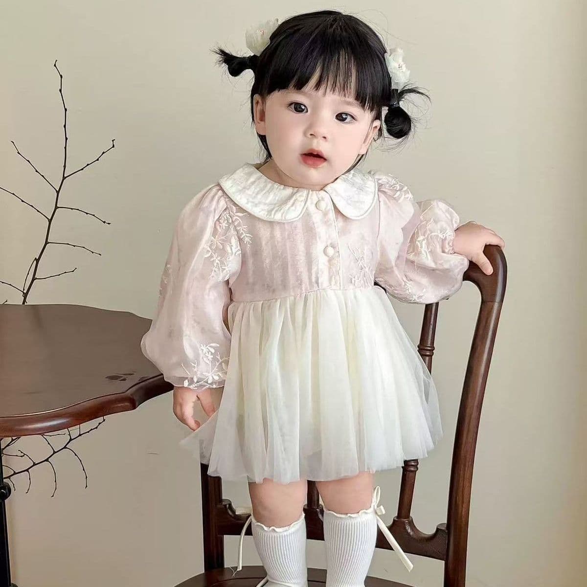 Spring and Autumn long-sleeved thin baby princess dress with hip-hugging dress for baby girl aged 100 days and 100 days old dress
