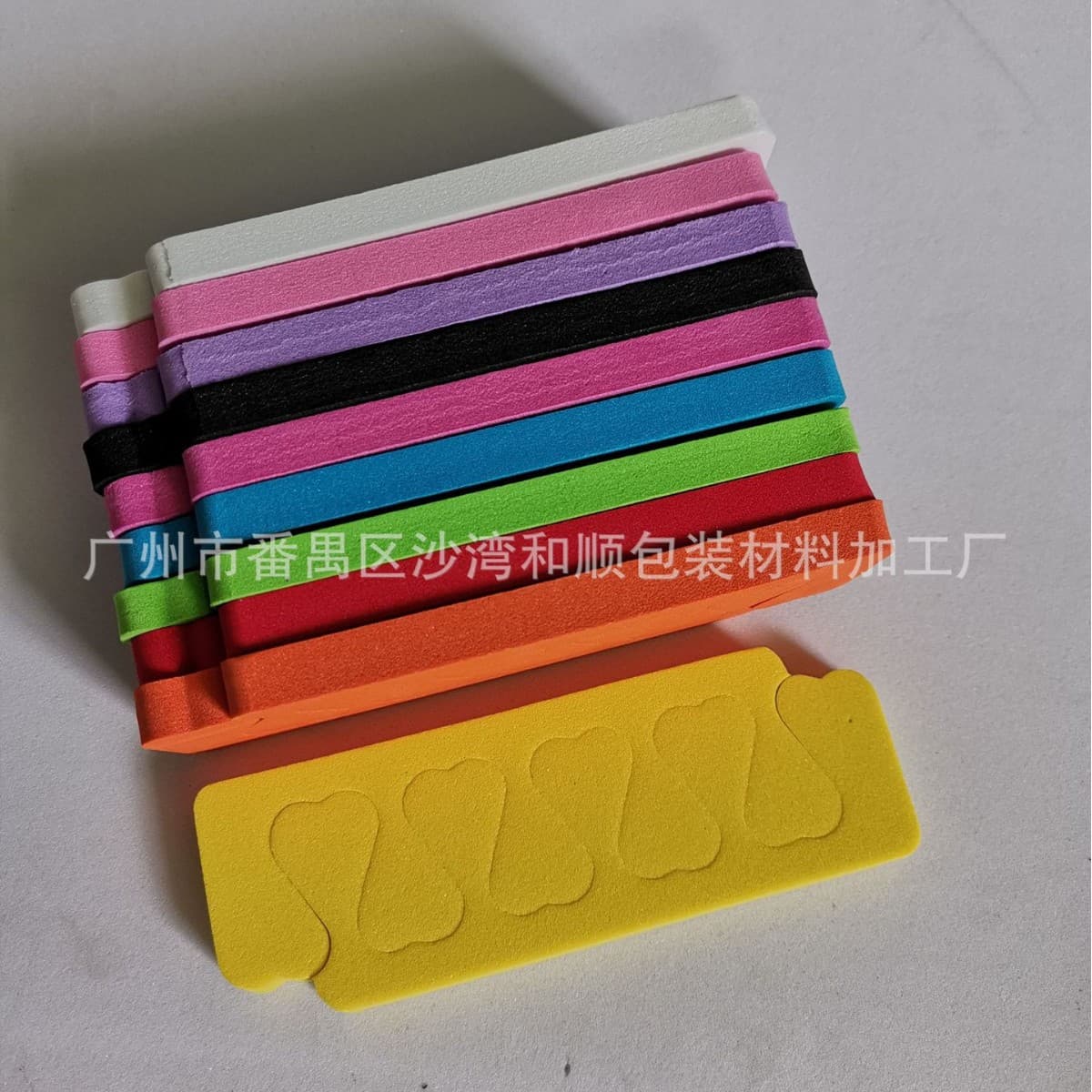 EVA separater nail art separator, toe separator, toe pouch, nail practice base.