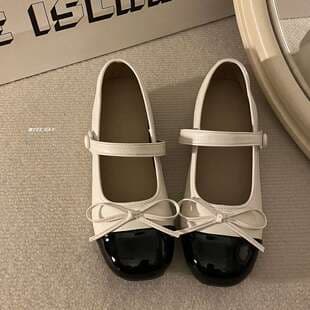 2026 New Summer Style French Vintage Little Fragrance Shallow Mouth Inner Height Flat Single Shoes Women Mary Jane Shoes